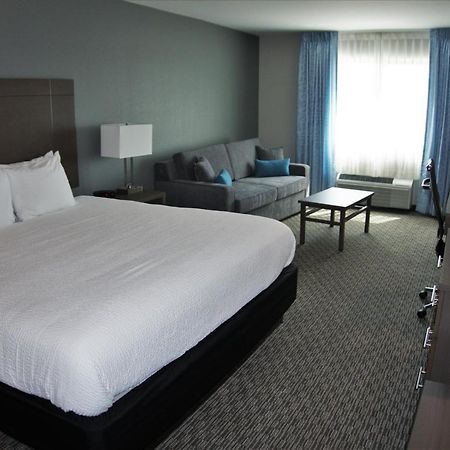 Brookstone Inn & Suites Fort Dodge Luaran gambar