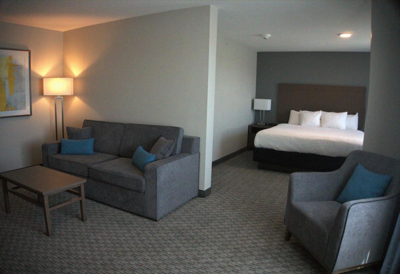 Brookstone Inn & Suites Fort Dodge Luaran gambar