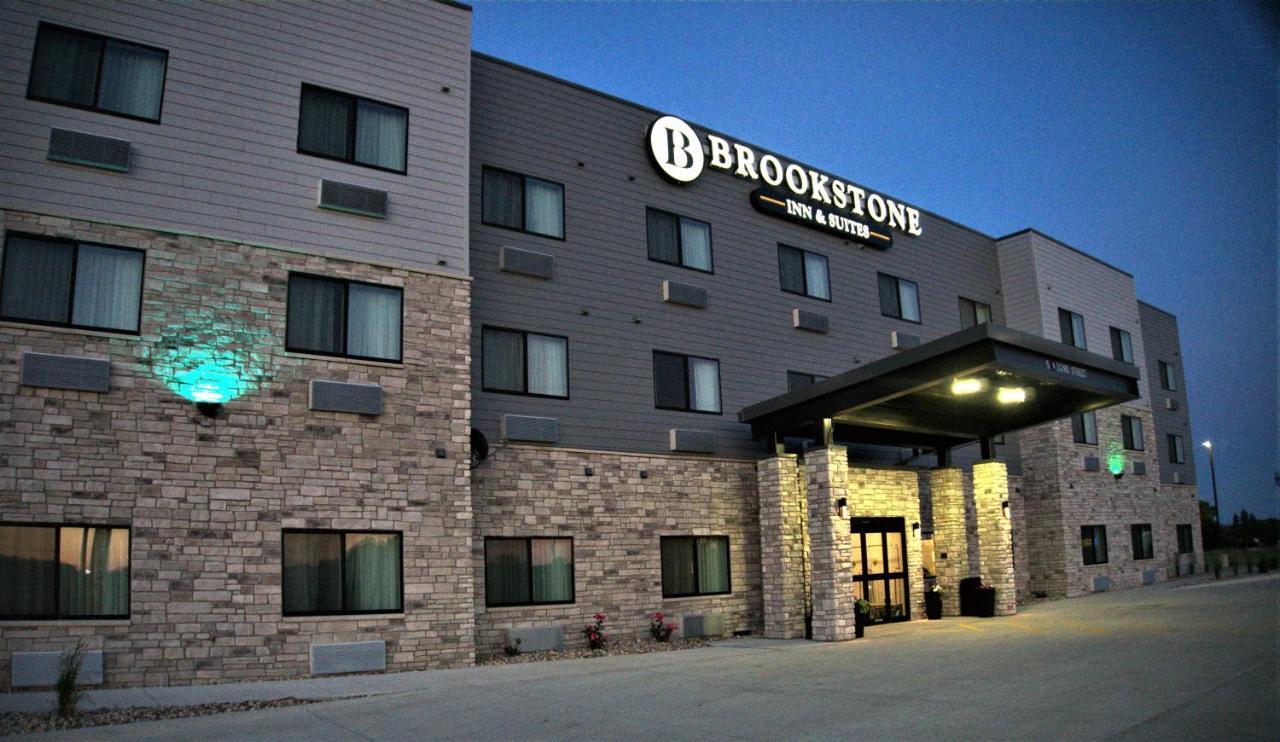 Brookstone Inn & Suites Fort Dodge Luaran gambar