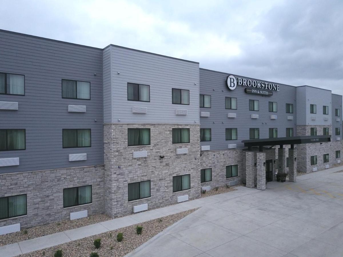 Brookstone Inn & Suites Fort Dodge Luaran gambar